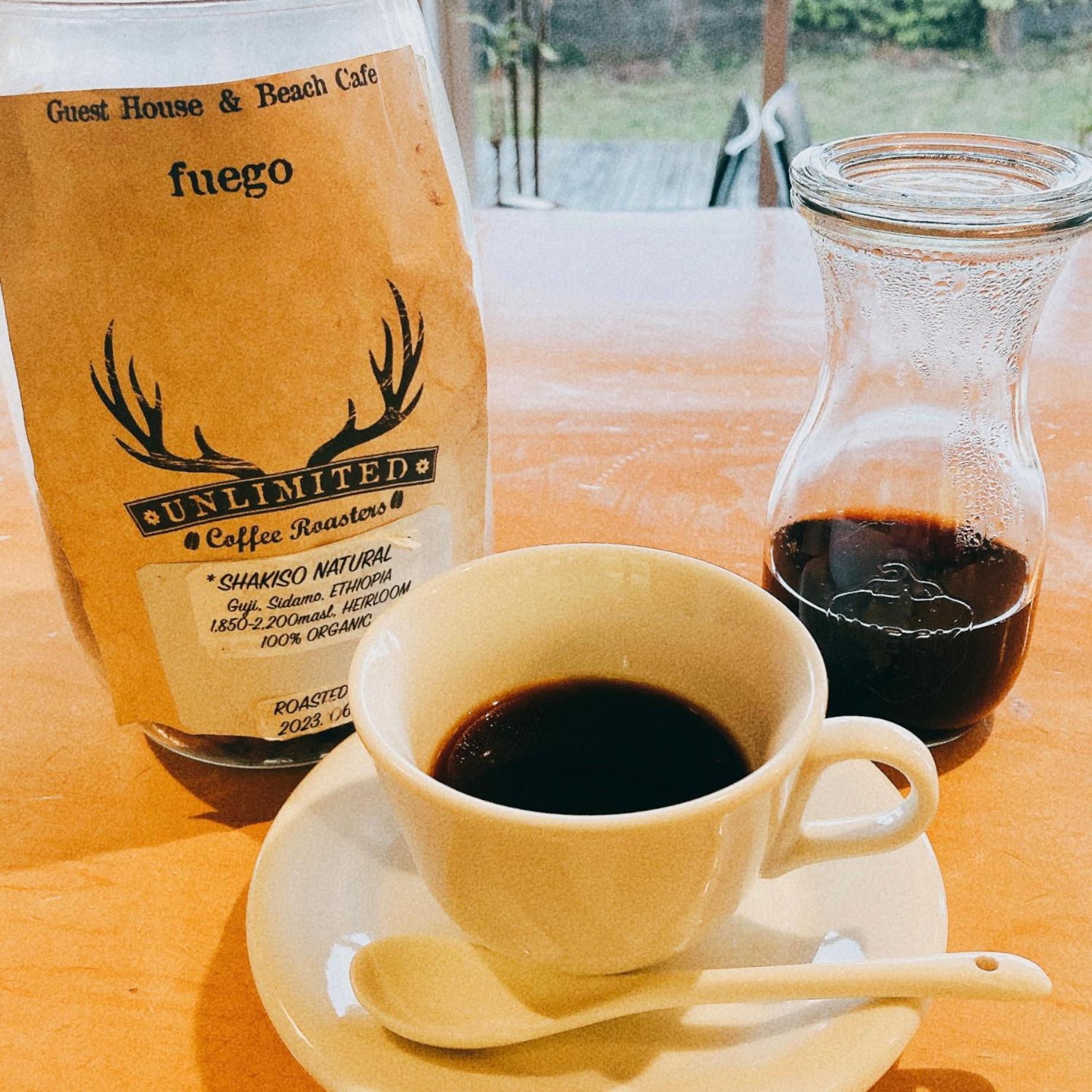 Guesthouse ＆ Beach Cafe Fuego Hyuga Bagian luar foto