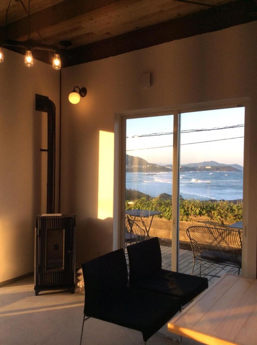 Guesthouse ＆ Beach Cafe Fuego Hyuga Bagian luar foto