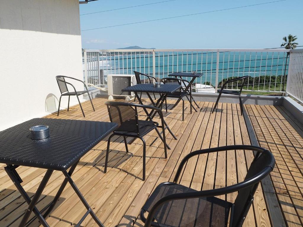 Guesthouse ＆ Beach Cafe Fuego Hyuga Ruang foto