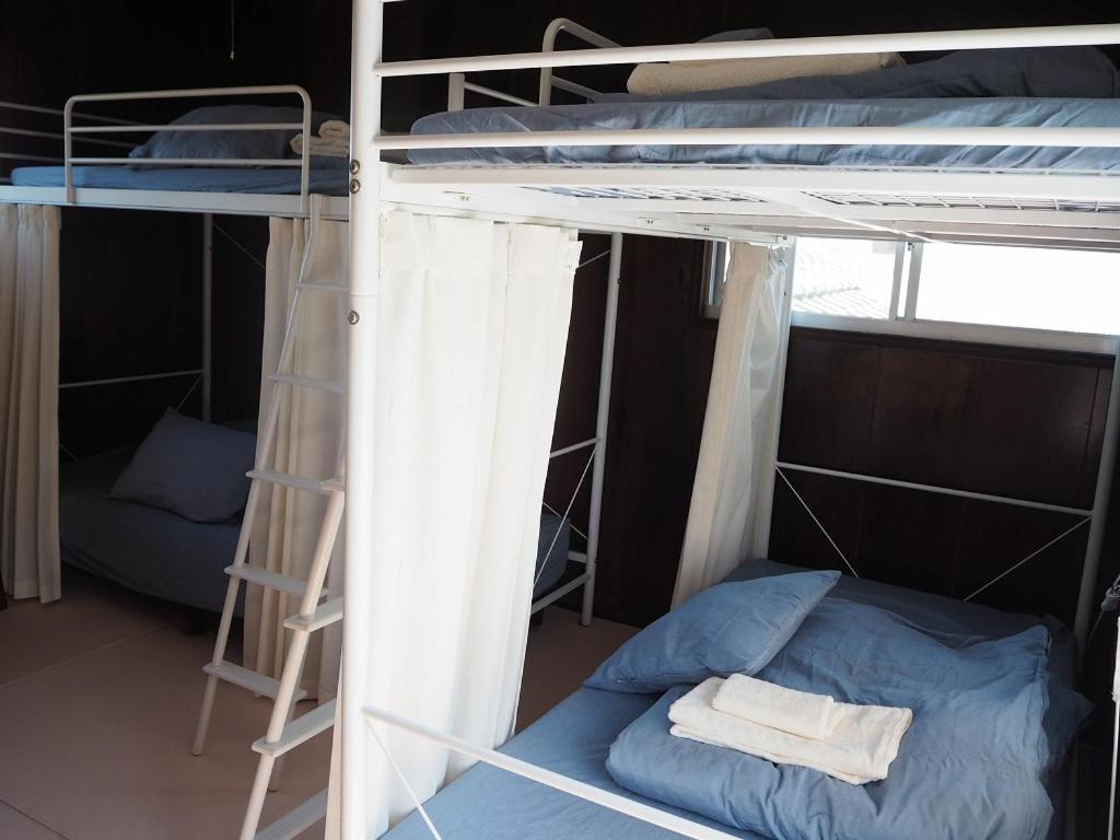 Guesthouse ＆ Beach Cafe Fuego Hyuga Ruang foto